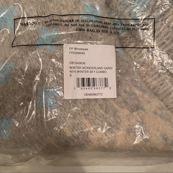 Free People Winter Wonderland Cardi - Picture 4 of 8